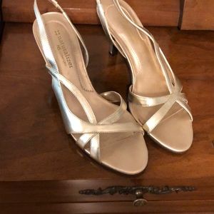 Size 8 Metallic sandals with heels